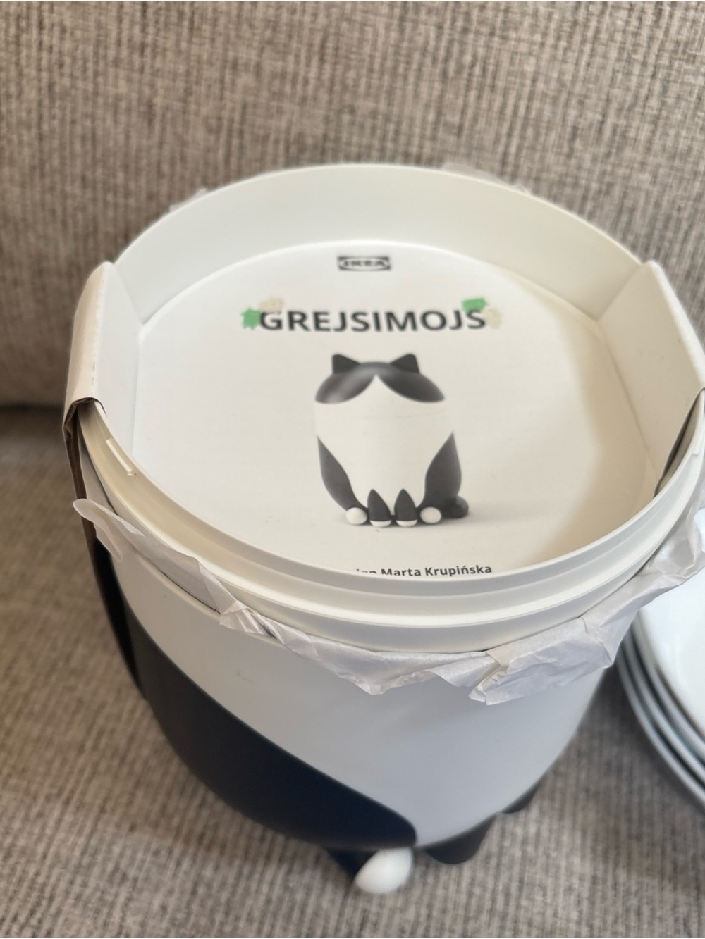 15 pc lot: 1 IKEA GREJSIMOJS storage CAT decor, 5 bags & 5 polka dot bowls NEW - Picture 2 of 16